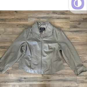 Women's Gray Leather Jacket 2x